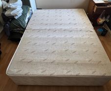 Bed Base Free