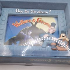 Wallace and groomit frame