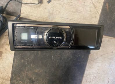 Alpine ida-X300 head unit