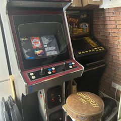 ARCADE MACHINE FOR SALE. LaunchBox Conversion with 10TB Game Library