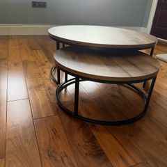 Nest of 2 round tables
