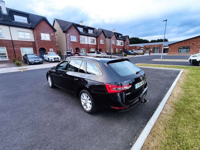 Skoda superb 2.0tdi automatic