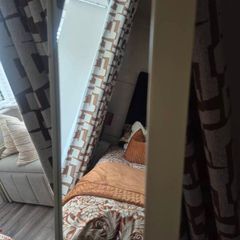 floor standing mirror