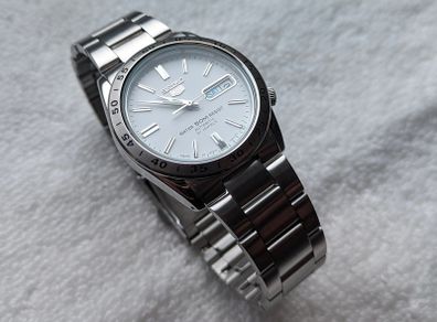 Seiko 5 Automatic SNKD97J1