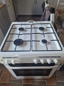 Gas cooker