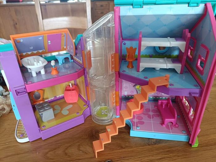Polly pockets bundle