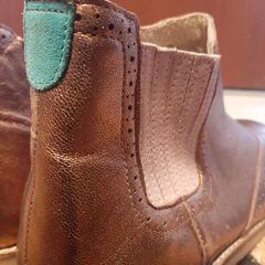 Mini Boden boots , mint condition , dark golden