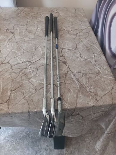 Kids golf clubs and bag