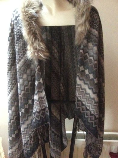 Fur trim Wrap / Shawl