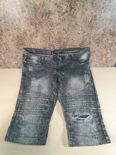 Mens southpole biker style jeans Size w 34 L 30 Black stonewash