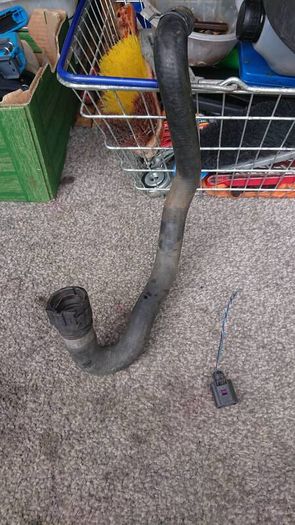 For breaking Audi a4 b6 1.9tdi S-line 6 speed manual, AVF 130HP bumpers  parts breaking,flywheel, clutch kit starter motor alternator engine etc..