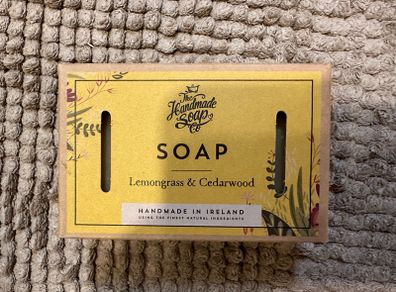 THE HAND MADE SOAP COMPANY - Handmade Soap - Lemongrass and Cedarwood