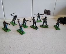 soldiers