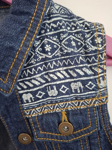 F&F denim girls gilet. Size 5 years
