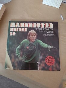 Man united official annual 1980