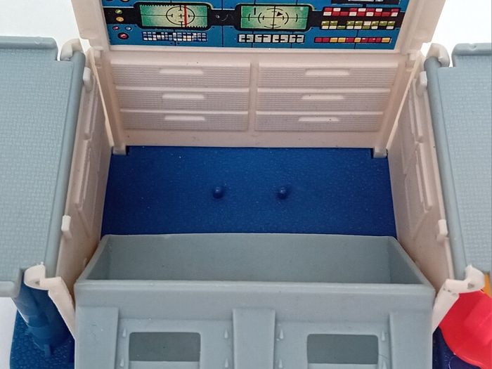 Kenner M.A.S.K. The Collector & Alex Sector