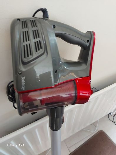 BELDRAY Corder Vertical Vacuum Cleaner Model No BEL0769NHSMFOB, in excellent condition