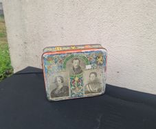 Vintage king tin box postage possible