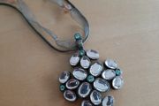 Pink &amp; green pendant necklace