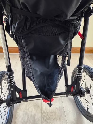 Out n about Nipper Sport V4
