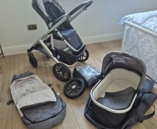 Uppa baby vista pram bundle
