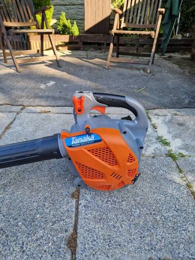 Tanaka THB-260PF leaf blower