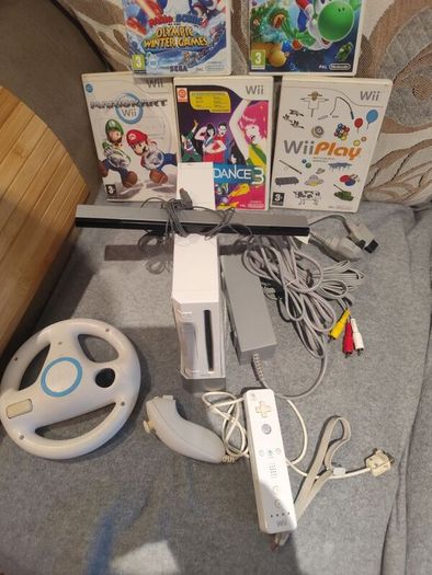 Wii bundle with Mario Kart, Galaxy 2, Sonic Winter Olympics