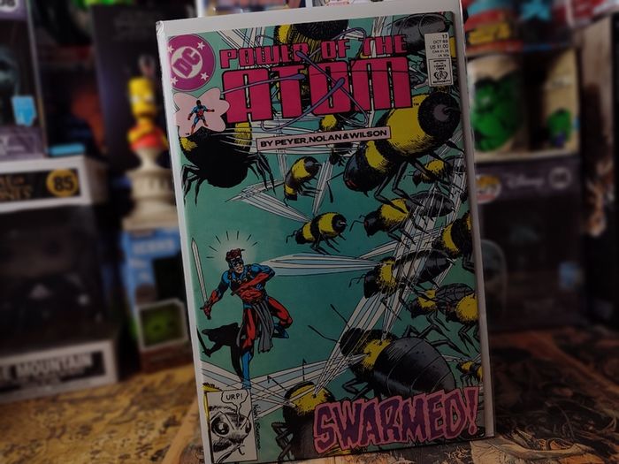 Power of the Atom ! Issue #17 ! Swarmed ! Copper Age Comic from 1989 ! By DC Comics !