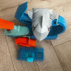 Hot Wheels City Robo Shark playset