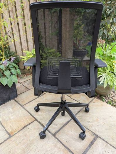 ergonomic office chair