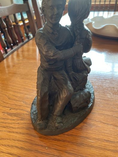 Figurine - Couple - 8.5 inches high