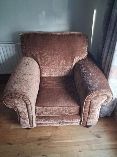 2 Seater and 1 Seater Sofa Free to take