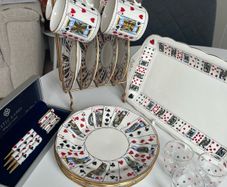 Elizabethan Staffordshire Fine Bone China