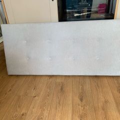 headboard