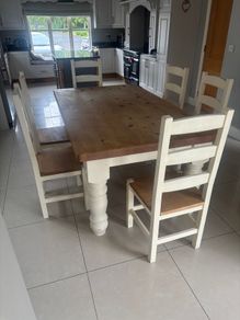 Kitchen Table and 6 Chairs