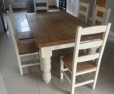 Kitchen Table and 6 Chairs