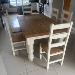 Kitchen Table and 6 Chairs