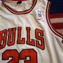 Chicago bulls Jordan jersey Image 2