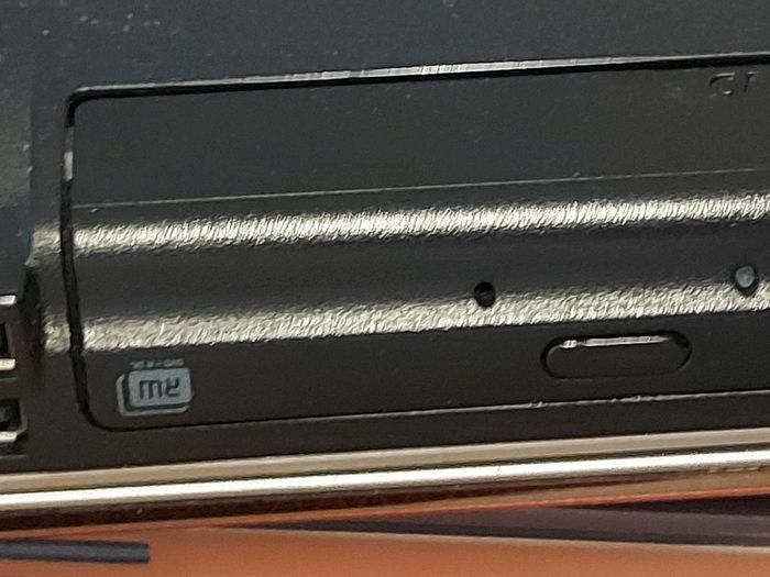 Samsung 15.6 laptop, Model NP-R530, Red, Windows 10, Pentium Dual Core CPU T4400, 2.2GHZ, 2GB Ram, 300GB HDD, Microsoft Edge, Chrome, etc
