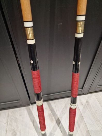 5 Vintage Pot Black Pool / Snooker Cues Screw-Apart Cues