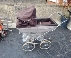 silvercross 70s pram . Needs small clean
