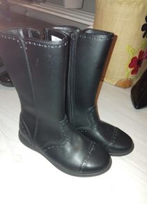 New Girls Clarkes black leather boots size 12 G