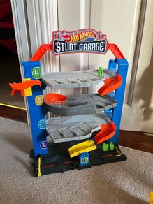 hotwheels garage