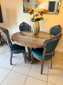 Beautiful Italian Marble table with 4 chairs