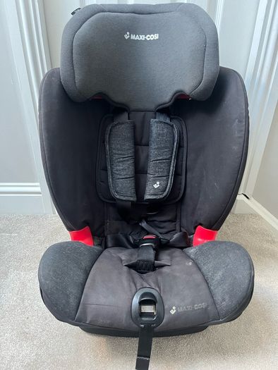 maxi cosi titan