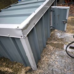Kingspan XXXL insulated dog kennel, new floor & fish tank