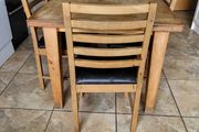 kitchen table &amp;