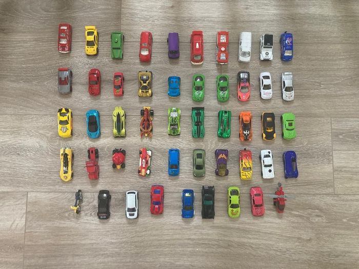 Hot Wheels super 6 lane raceway