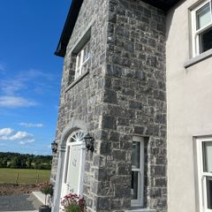 Building stone