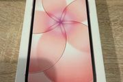 iPhone 17e,256GB (IRISH STOCK) Brand New Sealed 1 year Apple Warranty Free cover and Screen Protector.